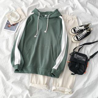 Two-tone Hoodie / Straight-cut Jeans