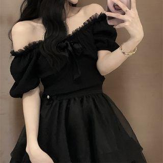 Short-sleeve Off Shoulder Top / Skirt