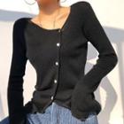 Asymmetrical Hem Long-sleeve Plain Knit Top