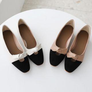 Toe-cap Knotted Flats