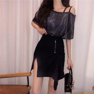 Off Shoulder Elbow Sleeve Glittered T-shirt / A-line Skirt