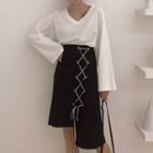 V-neck Long-sleeve T-shirt / Asymmetric Midi Skirt