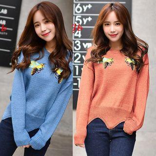 Bee Embroidered Scallop Hem Long-sleeve Knit Top