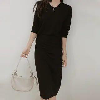 Set: Round-neck T-shirt + Slit-back Midi Skirt