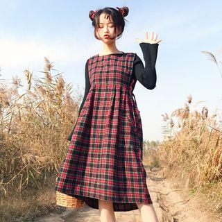 Plaid Pinafore Dress / Plain Long-sleeve T-shirt