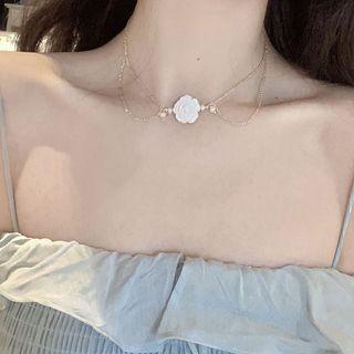 Flower Acrylic Choker Gold - One Size