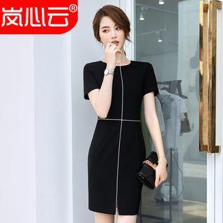 Contrast-trim Short-sleeve Sheath Dress