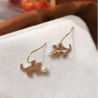 Cat Faux Pearl Alloy Dangle Earring