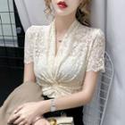 Short-sleeve Lace Twisted Blouse