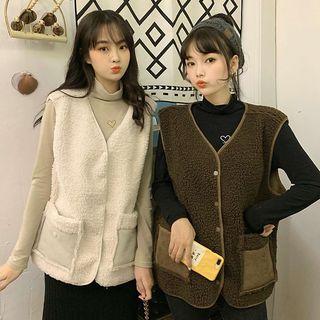 Fleece Buttoned Vest / Mock-turtleneck Heart Embroidered Long-sleeve Top