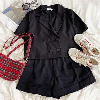 Short-sleeve V-neck Double-breasted Cropped Jacket / High-waist Plain Shorts
