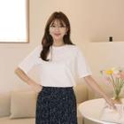 Crochet-lace Collar T-shirt