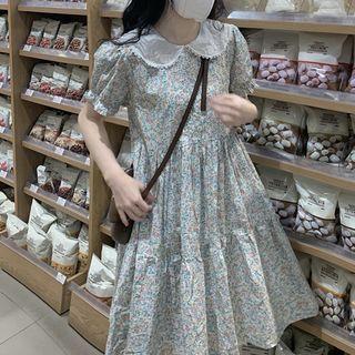 Puff-sleeve Floral Midi A-line Dress Floral - Light Green - One Size