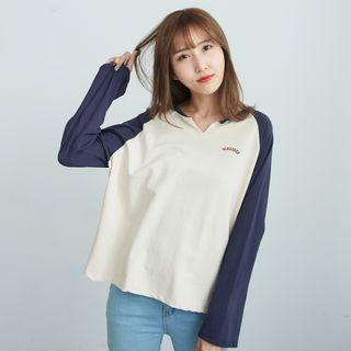 Raglan Sleeve V-neck Lettering T-shirt