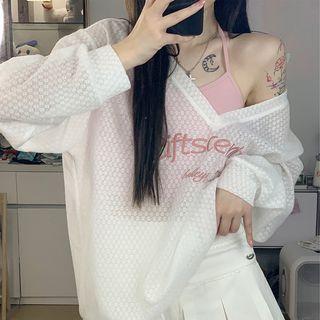 Set: Long-sleeve Lettering T-shirt + Halter Cropped Camisole Top
