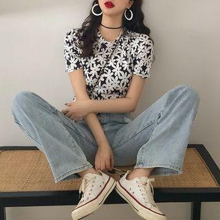 Floral Short-sleeve Crop Top / High-waist Wide-leg Jeans