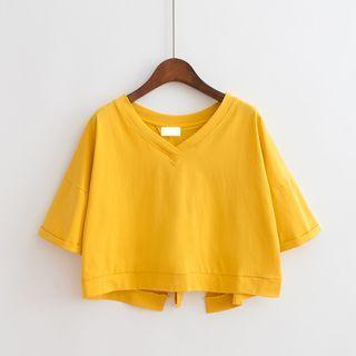 V-neck Slit-back Cropped T-shirt