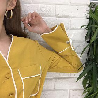 Bell-sleeve Loose-fit Long-sleeve Blouse