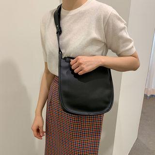 Zipped Round Cross Bag