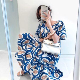 Square-neck Pattern Midi Dress
