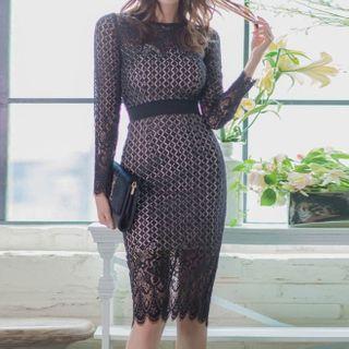 Long-sleeve Patterned Midi Lace Dress