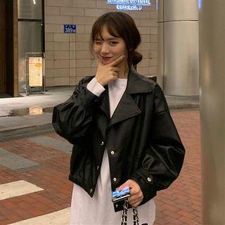Cropped Buttoned Jacket / Long-sleeve Ripped T-shirt