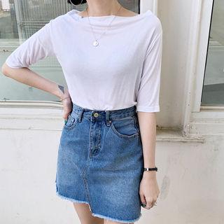 Asymmetric Fray-hem Washed Denim Skirt