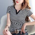 Notch-neck Short-sleeve T-shirt