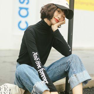 Lettering Long Sleeve Turtleneck T-shirt