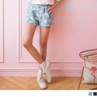 Triangle Print Shorts
