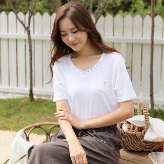 Pocket-front Button-trim M Lange T-shirt