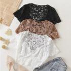 Short-sleeve Lace V-neck Cropped Top