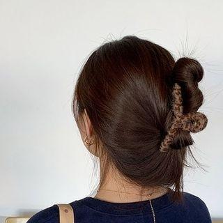 Leopard Print Chenille Hair Claw