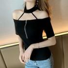 Short-sleeve Half-zip Choker Top