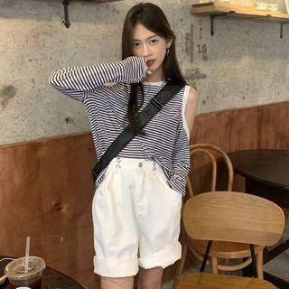 Long-sleeve Pinstriped Top / Shorts