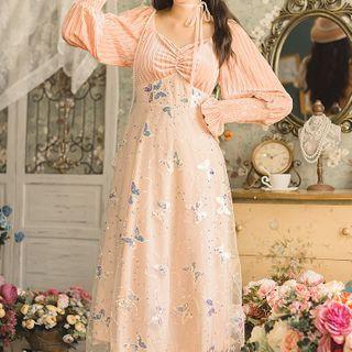 Ruffle-sleeve Butterfly Embroidery Midi Dress