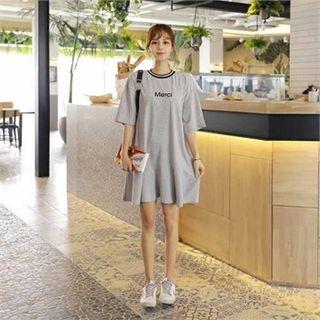 Elbow-sleeve Lettering Ruffle-hem Dress