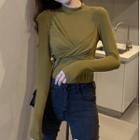 Long-sleeve Mock-neck Twist Fitted Top