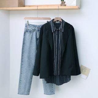Striped Shirt / Blazer / Straight-fit Jeans
