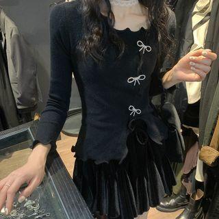 Long-sleeve Rhinestone Bow Lettuce Edge T-shirt Black - One Size