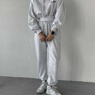 Set: Letter Cropped Hoodie + Jogger Pants