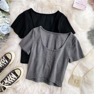 Short Sleeve U-neck Crop Top