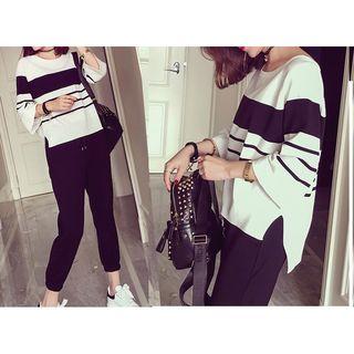Set: 3/4 Sleeve Stripe Top + Cropped Jogger Pants