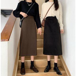Woolen Back Slit Midi Skirt
