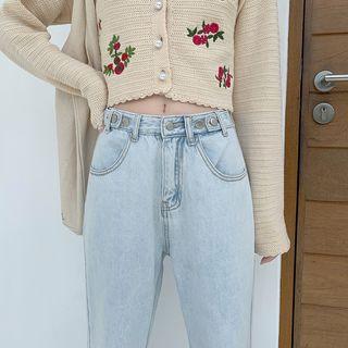 Flower Slim-fit Cardigan / Straight-leg Cropped Pants