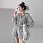 Set: Dip-back Zip-up Hoodie + Sweatshorts