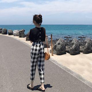 Set: Short-sleeve Knit Top + Plaid Cropped Pants