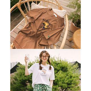 Aloha Retro Graphic T-shirt