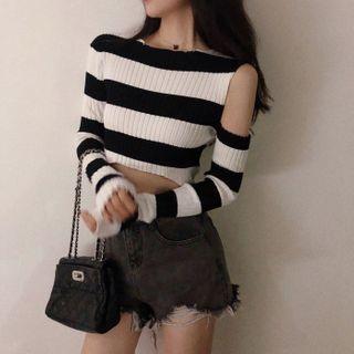 Long-sleeve Cold Shoulder Striped Crop Top Black & White - One Size