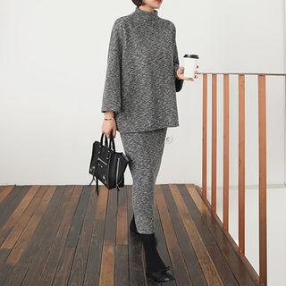 Set: Mock-neck Top + Band-waist Pencil Skirt
